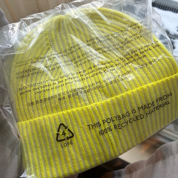 J. Crew Cashmere beanie Neon citrus muslin NWT